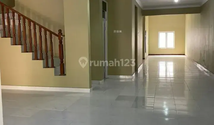 Disewakan Rumah 2 lantai siap huni di Graha Mutiara Rawalumbu, Bekasi 5