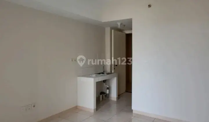 Dijual studio Unfurnish 
Apartemen The Springlake Summarecon Bekasi  1