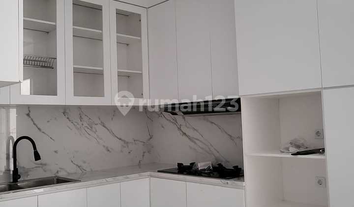 Disewakan Rumah 5 Kamar Furnish Di Summarecon Bekasi  2