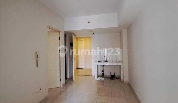 For Rent 2br Unfurnished In The Springlake Summarecon Bekasi Apartment