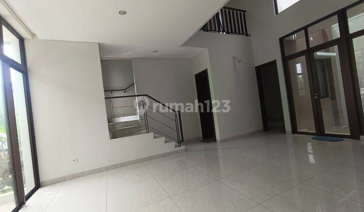 Disewakan Rumah Mewah, 3 Lantai Di Cluster Morizen Sumarecon Bekasi 2