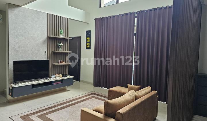 For Sale 5-Bedroom Furnished House in Morizen Summarecon Bekasi 2