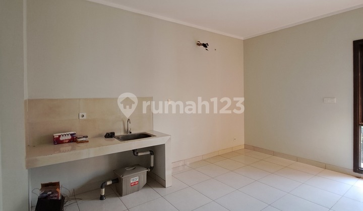 Disewakan Rumah Baru 4kt Di Burgundy Sumarecon Bekasi  2