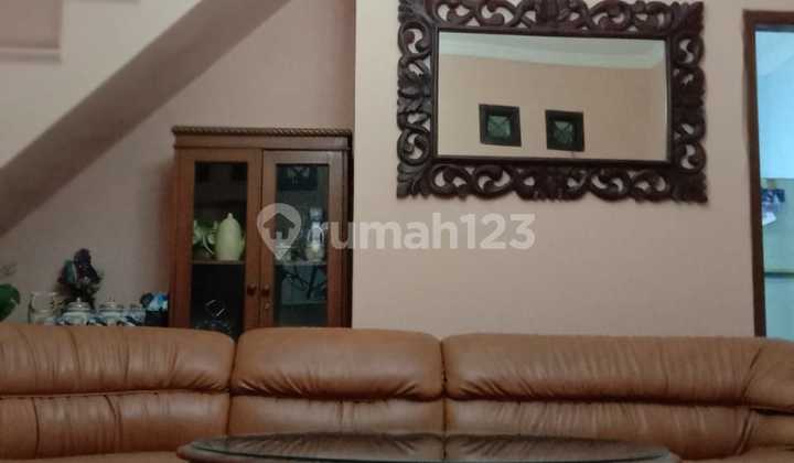 Rumah Bagus Siap Huni Sudah Renovasi Strategis di Pasar Rebo Jakarta Timur 1