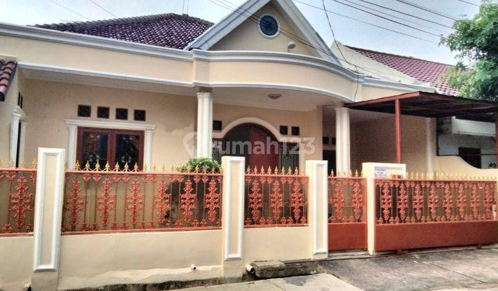 Di sewa rumah apik Rawamangun.E 1