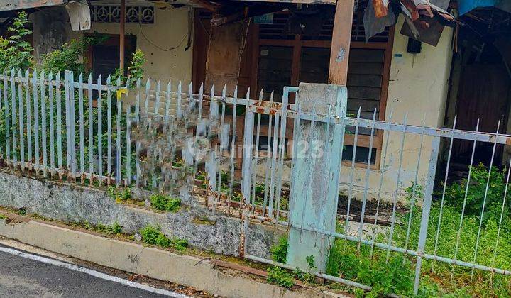 Rumah Hitung Tanah di Kampung Ambon, Jakarta Timur 2