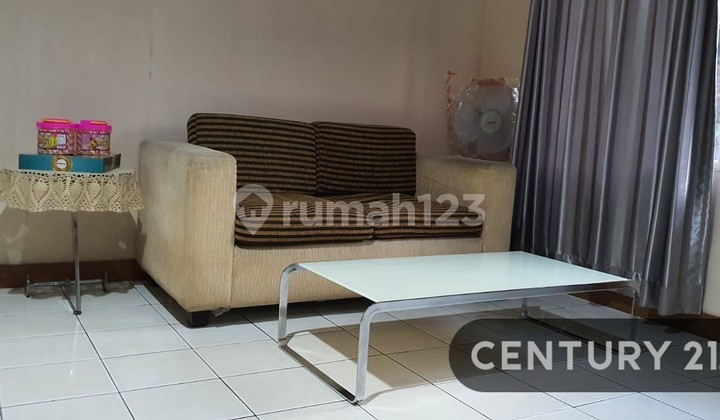 House Price Close to NJOP in Pal Merah, Jakarta 2