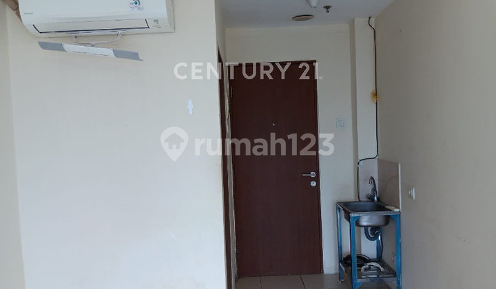 Apartemen Tifolia Lantai Rendah Unfurnished Selangkah ke LRT 2