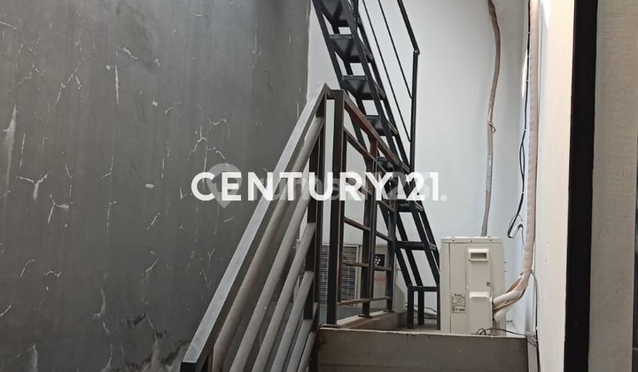 For Sale Nice Ready-to-Occupy House in Central Jakarta