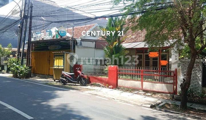 Di Jual Cepat Rumah Tua Hitung Tanah Super Strategis Utan Kayu Di Jual Cepat Rumah Tua Hitung Tanah Super Strategis Utan Kayu