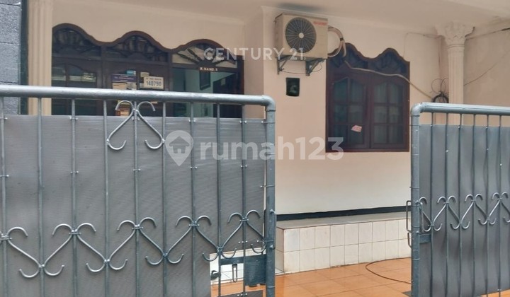 2-Story House in Malaka Jaya Area, Duren Sawit, East Jakarta 1