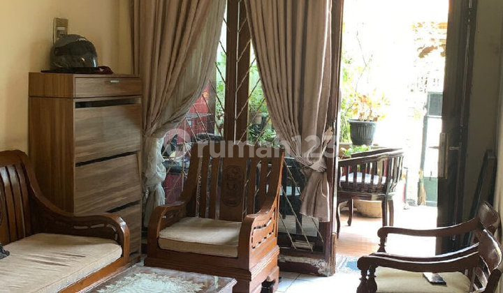 Utan Kayu House Near Islamic Campus Jakarta 2 Car Access Comfortable 2