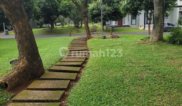 Kavling Foresta Hoek Taman Hadap Utara Barat Lokasi Premium di Bsd