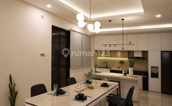 Rumah mewah Baru Furnished di Cluster Icon Bsd , Tangerang 1