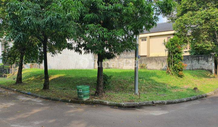 Tanah Hadap Taman di Puspita Loka Bsd , Tangerang 485 m² 1