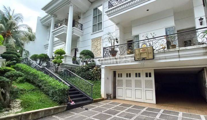 Rumah mewah kawasan hijau di Taman Tirta Golf BSD 2 Lantai Barat 2