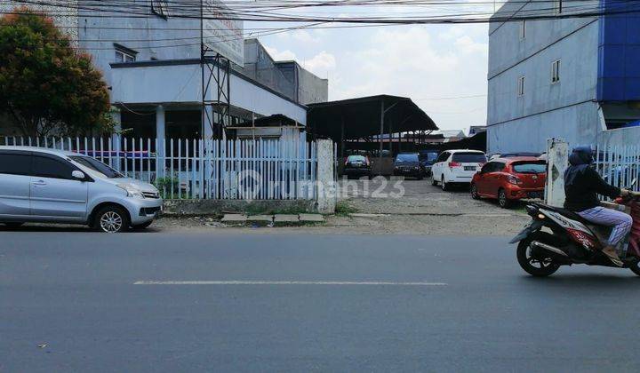 Tanah ada bangunan 2200 m² cocok untuk usaha pinggir jalan ramai di Pondok bambu  1