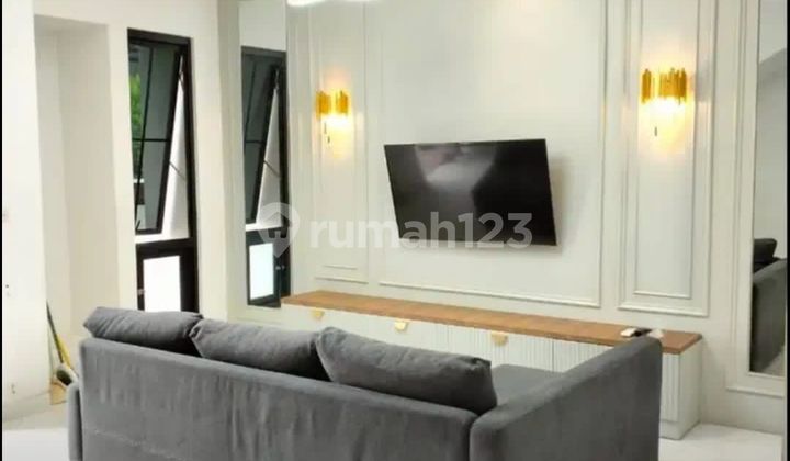 Rumah cantik bersih di Sutera Palmyra dekat living world Alam sutera 