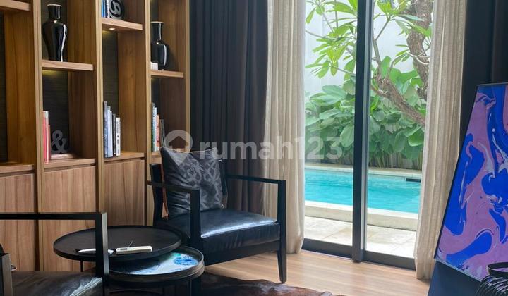 Luxury House Best Premium Location In Bsd 2