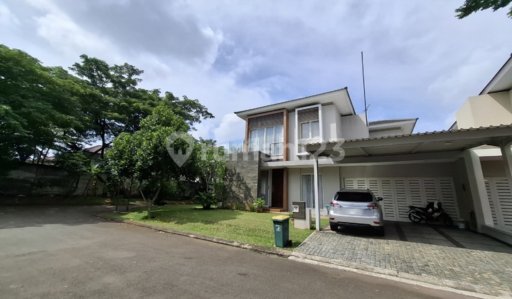 Newly Renovated Semi-Furnished Luxury House, Good Location Near Alam Sutera Toll Road.