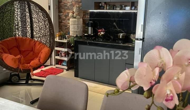 Rumah Dijual Tidak Hadap Tetangga Parkir Luas Akses Mudah Kemana Mana Lokasi Milano Village di Gading Serpong