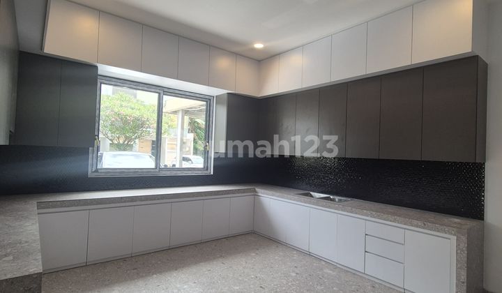 New Independent Building House Near Campus, IKEA in Alam Sutera 2