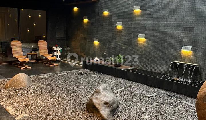 Rumah Besar Mewah Japanese Modern Bangunan Mandiri di Gading Serpong Scientia Garden Rumah Besar Mewah Japanese Modern Bangunan Mandiri di Gading Serpong Scientia Garden