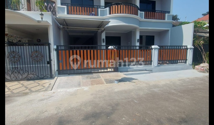 2-Storey House with SHM, Park View, Easy Access in BSD Griya Loka 1