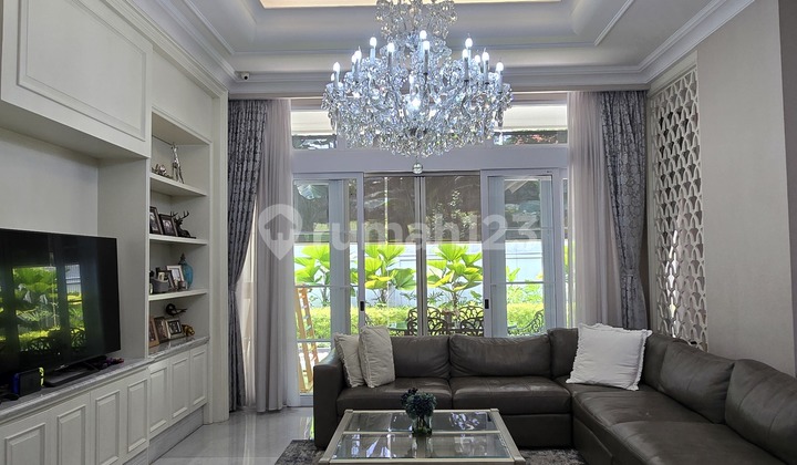 Sell Fast Luxury House Fully Furnished Facing Park In Bsd