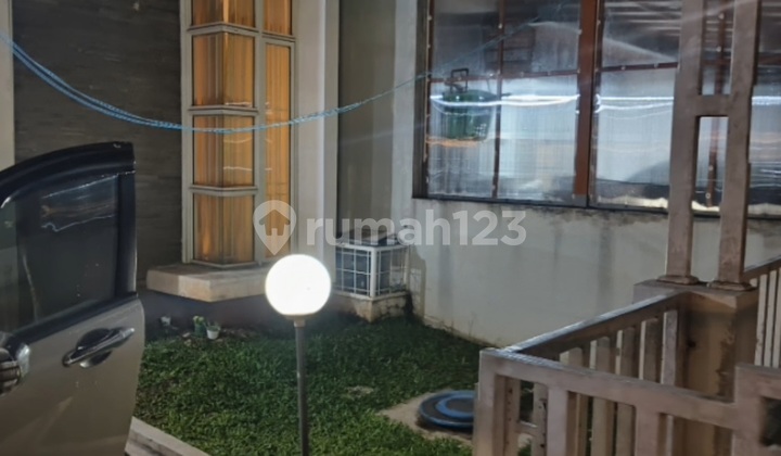 House for Sale in Serpong Garden 2 at an Attractive Price, Close to KRL Station with SHM