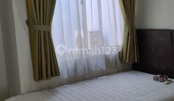 Beautiful Minimalist House in a Lush Green Area Prime Location in BSD Residence One 2