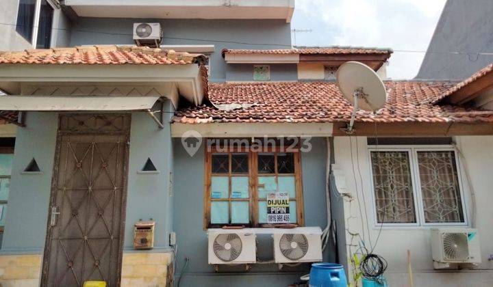 Rumah 2 Lantai di Lippo Utara 1