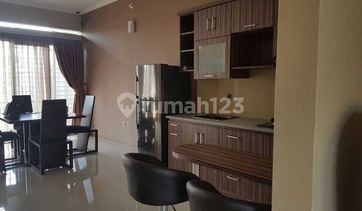 Rumah Semi Furnished Serpong, Tangerang Selatan 2