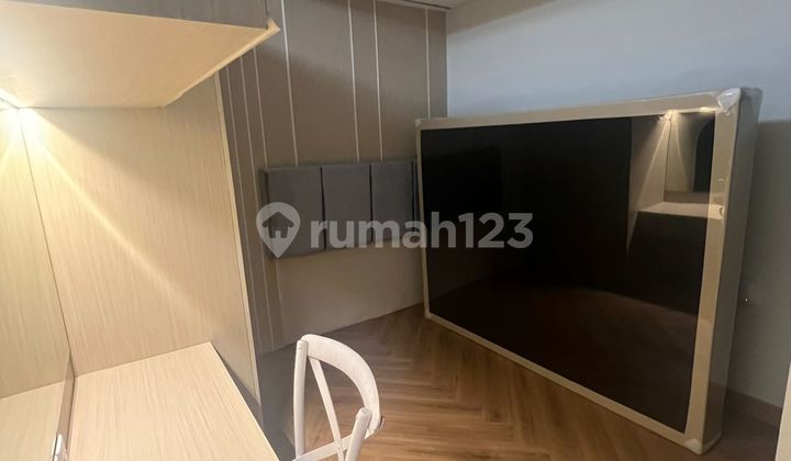 Hot Listing! Rumah Verdi Gading Serpong Full Renovasi + Lift Service 2