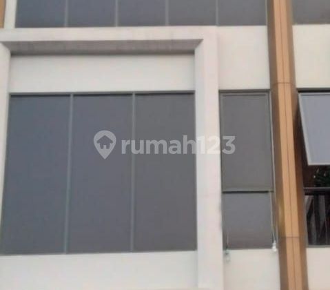 Disewakan Ruko Maggiore Grande Gading Serpong, Tangerang