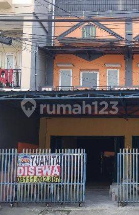 Disewakan Ruko Kelapa Dua 3 Lantai 1