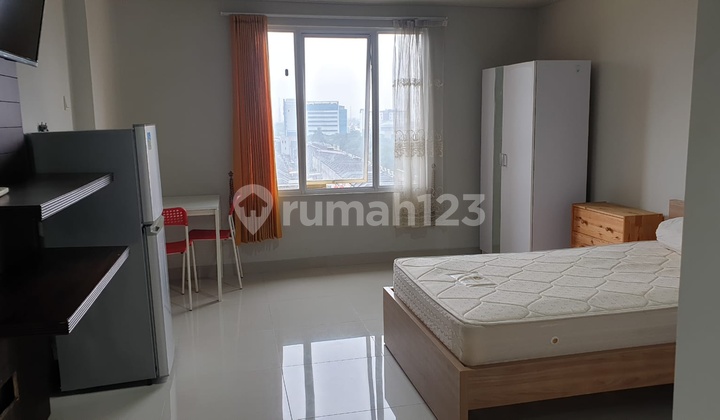 Disewakan Cepat Apartemen Beverly 90210 Gading Serpong Full Furnish 1