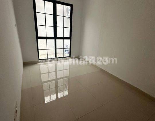 Rumah 2 Lantai Sudah Renovasi di Hazel Pinewood Banjar Wijaya Rumah 2 Lantai Sudah Renovasi di Hazel Pinewood Banjar Wijaya