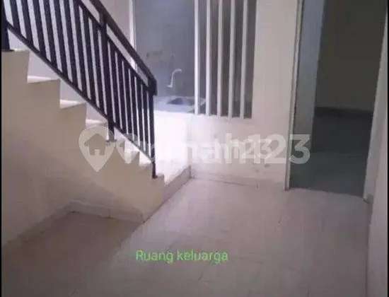 Rumah 2 Lantai Bagus di Cluster Havana Modernland Tangerang Rumah 2 Lantai Bagus di Cluster Havana Modernland Tangerang