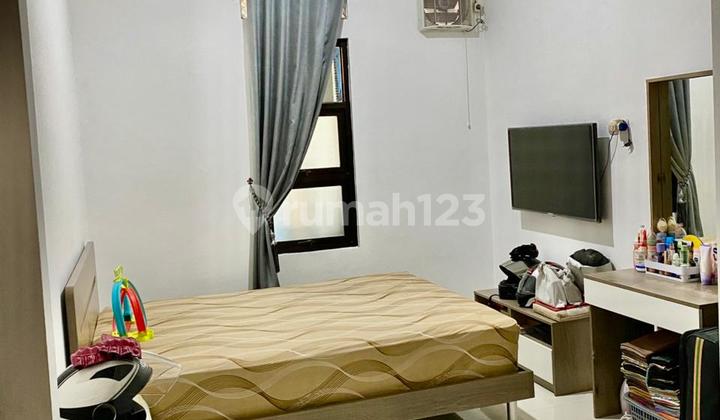 Bisa KPR, Rumah, 2 Lantai, SHM Gading Serpong Rapih Bagus 2