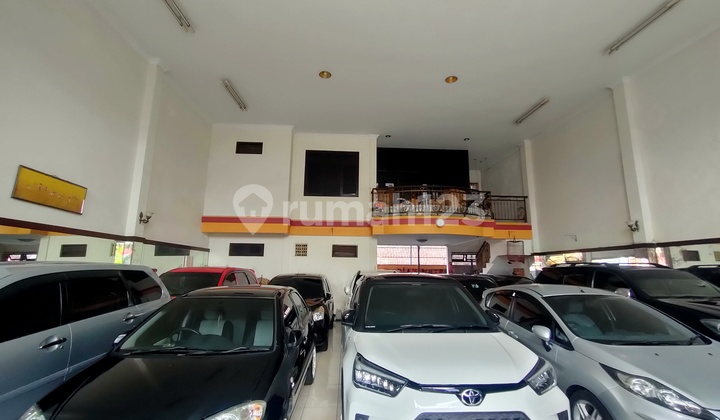 Rumah Usaha Showroom mobil di Jalan Gajah Raya Tengah kota  5