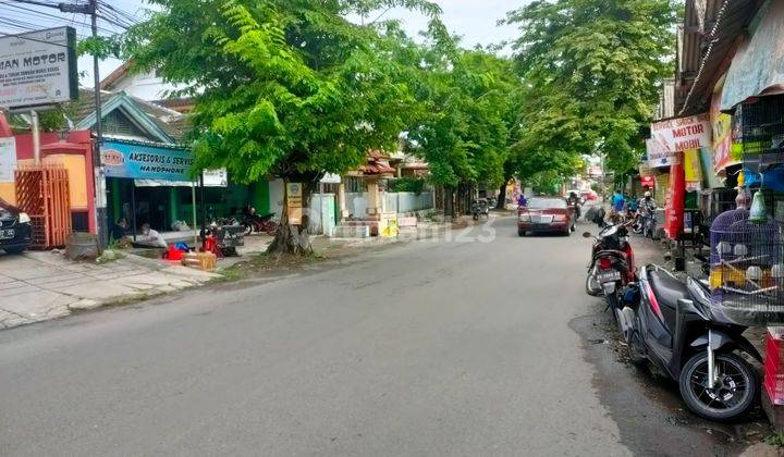 Rumah Usaha Showroom mobil di Jalan Gajah Raya Tengah kota  11