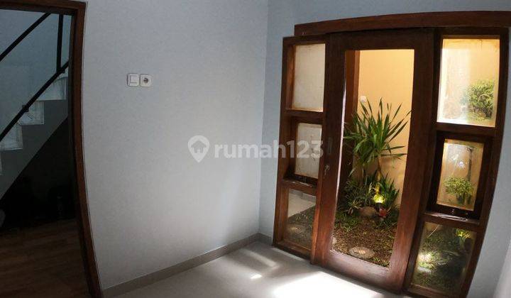 Rumah Baru Spek Mewah 2 Lantai Dekat Jalan Raya Kedungmundu  6