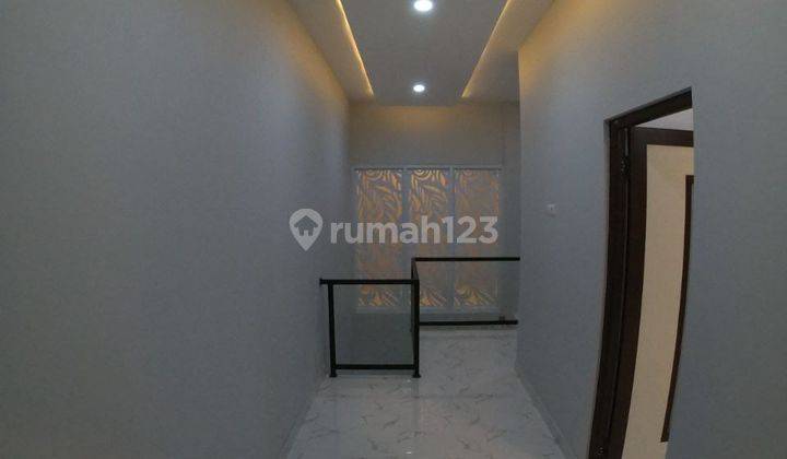 Rumah Baru Spek Mewah 2 Lantai Dekat Jalan Raya Kedungmundu  15