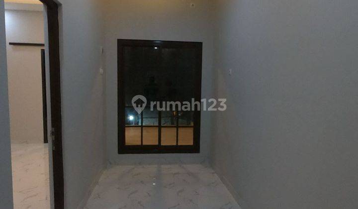 Rumah Baru Spek Mewah 2 Lantai Dekat Jalan Raya Kedungmundu  17