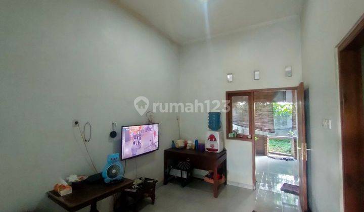 Rumah Murah Berview Ada Halaman di Belakang di Semarang Barat 6