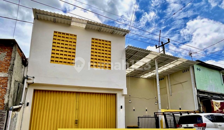 Exclusive boarding house near the KIIC Karawang area.