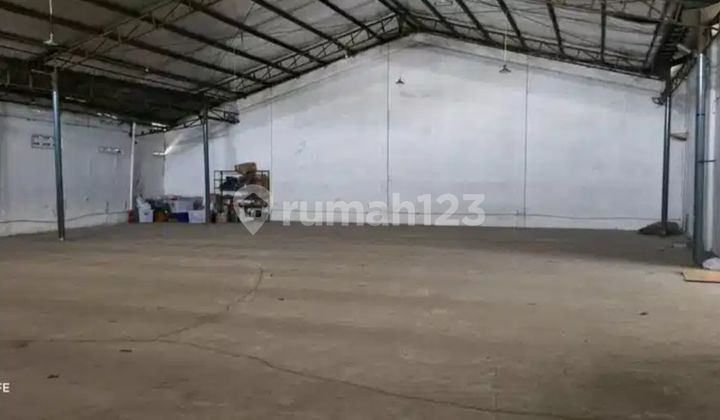 Warehouse for Rent Cheap 1000 Meters in Tanjung Pura, West Jakarta