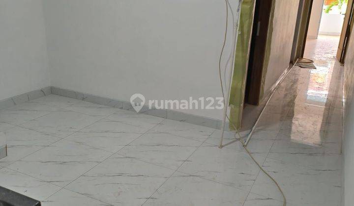 Dijual Rumah Kecil Taman Palem  2