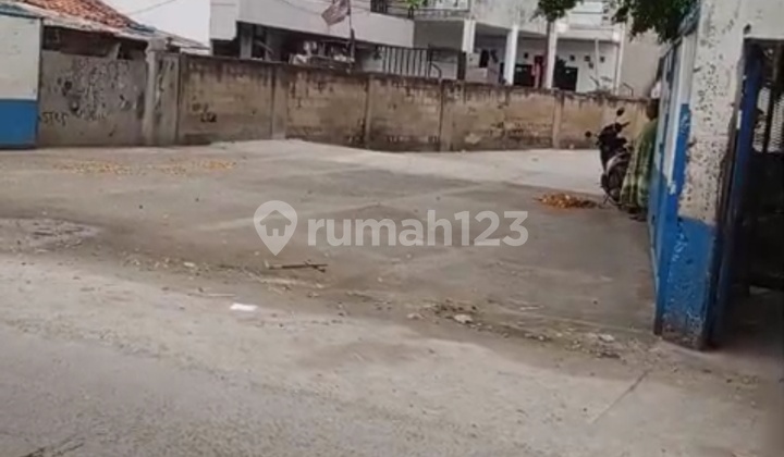 Warehouse for Rent Ready to Use on Yos Sudarso Street, Daanmogot